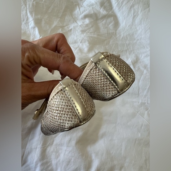 Stuart Weitzman | Baby SZ 2 (3-6 Months) | My 1st Weitzman’s Gold Glitter Shoes - Picture 3 of 10